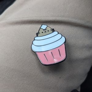 Pusheen spring sweets mystery enamel pin cupcake